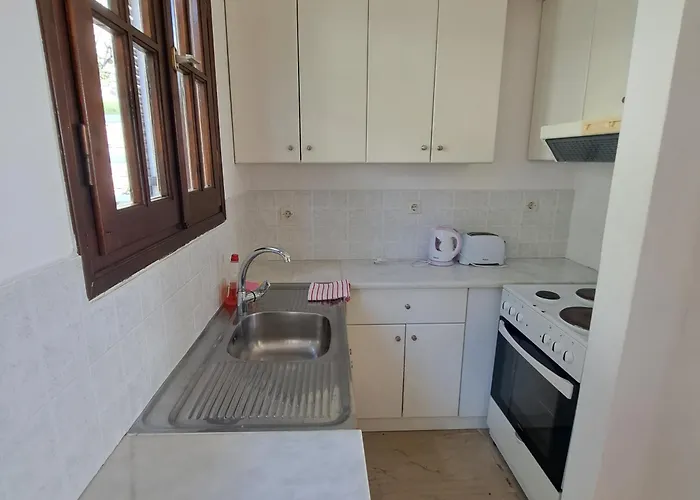 Appartement Kerasia - 4 & *