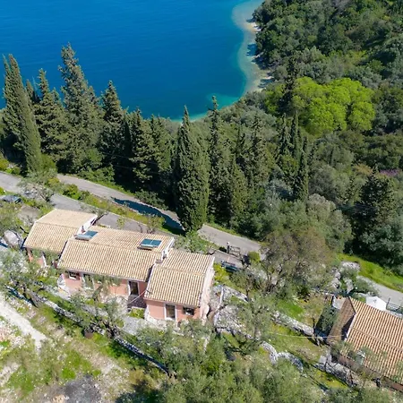 Lejlighed Kerasia - 4 &