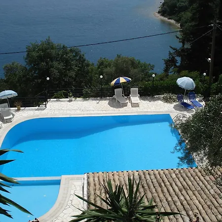 Appartamento Kerasia - 4 &